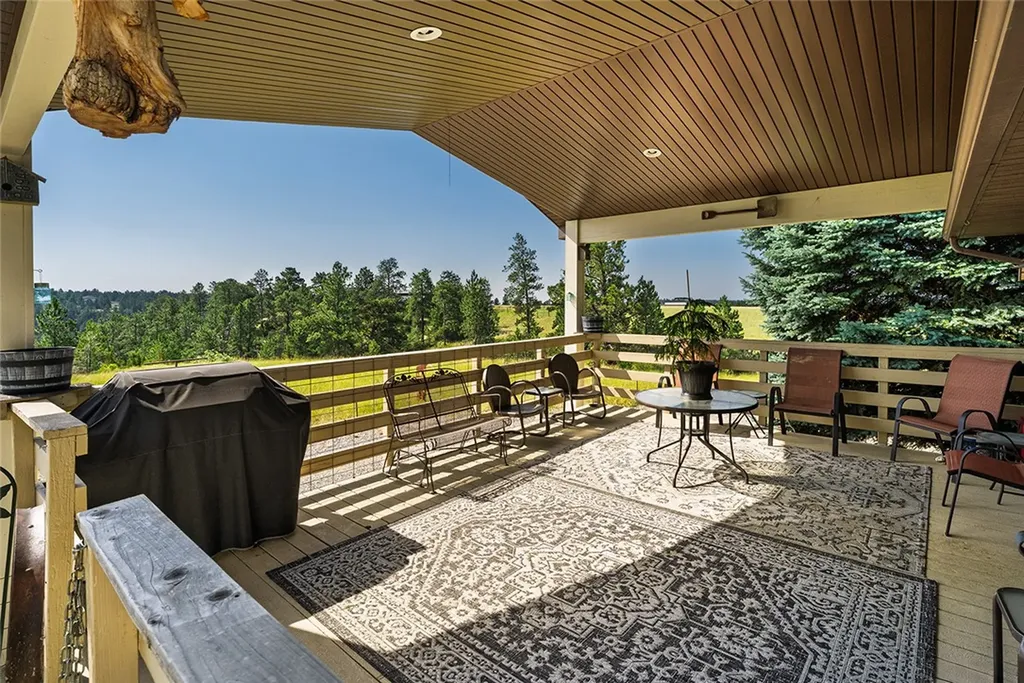 3203 Chief Looking Glass Trail Road Laurel MT 59044