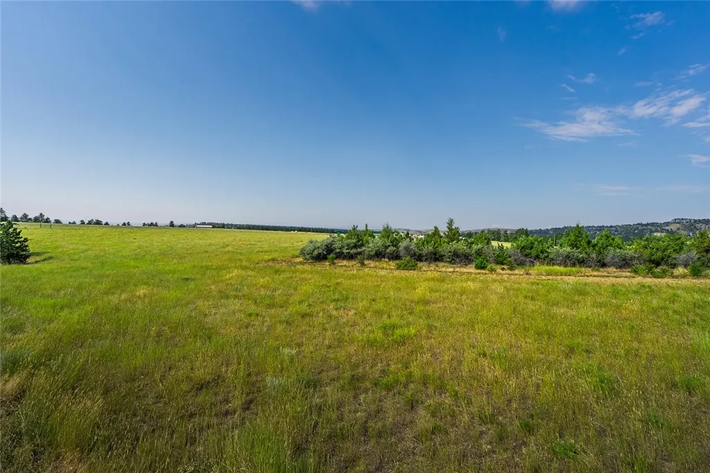 3203 Chief Looking Glass Trail Road Laurel MT 59044