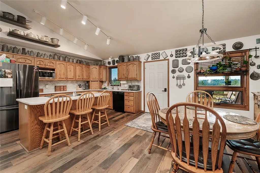3203 Chief Looking Glass Trail Road Laurel MT 59044