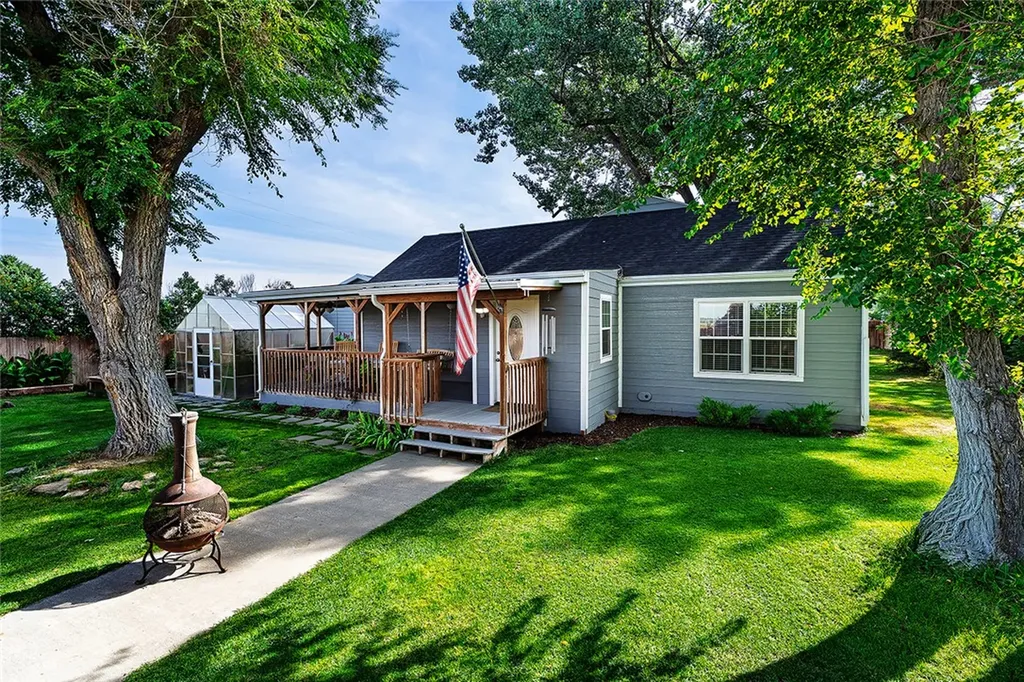 108 3rd Avenue Custer MT 59024