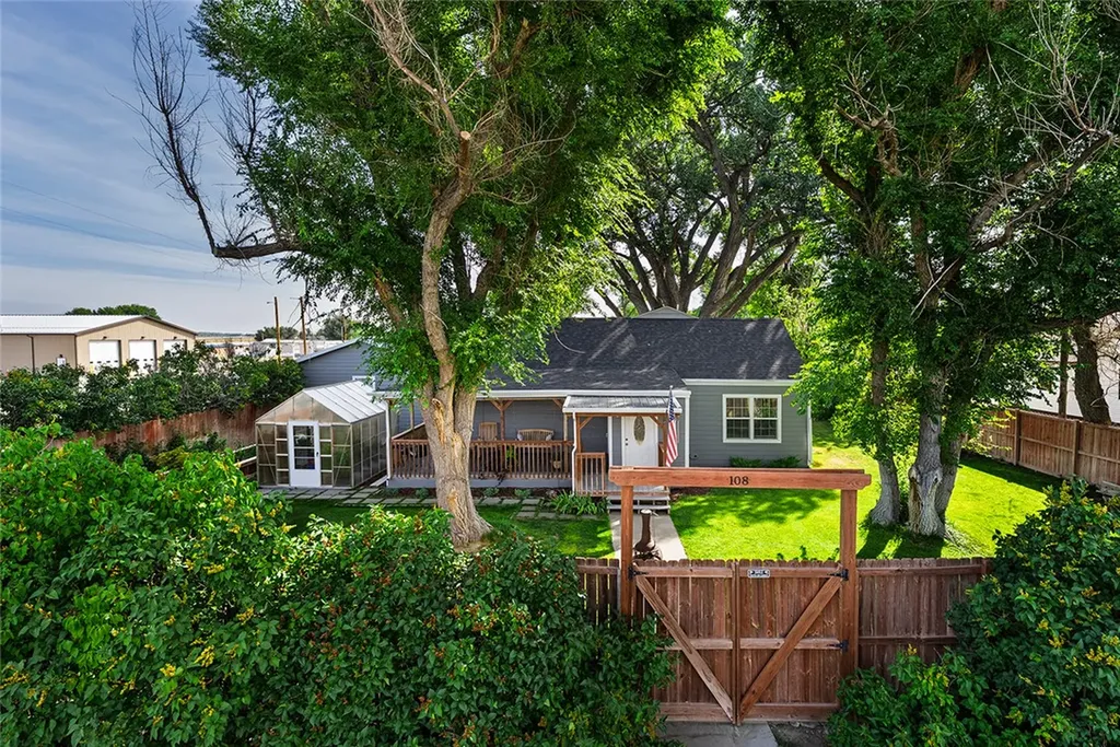 108 3rd Avenue Custer MT 59024