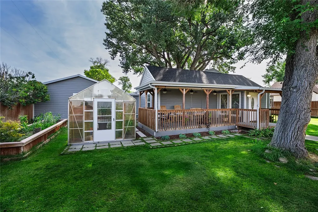 108 3rd Avenue Custer MT 59024