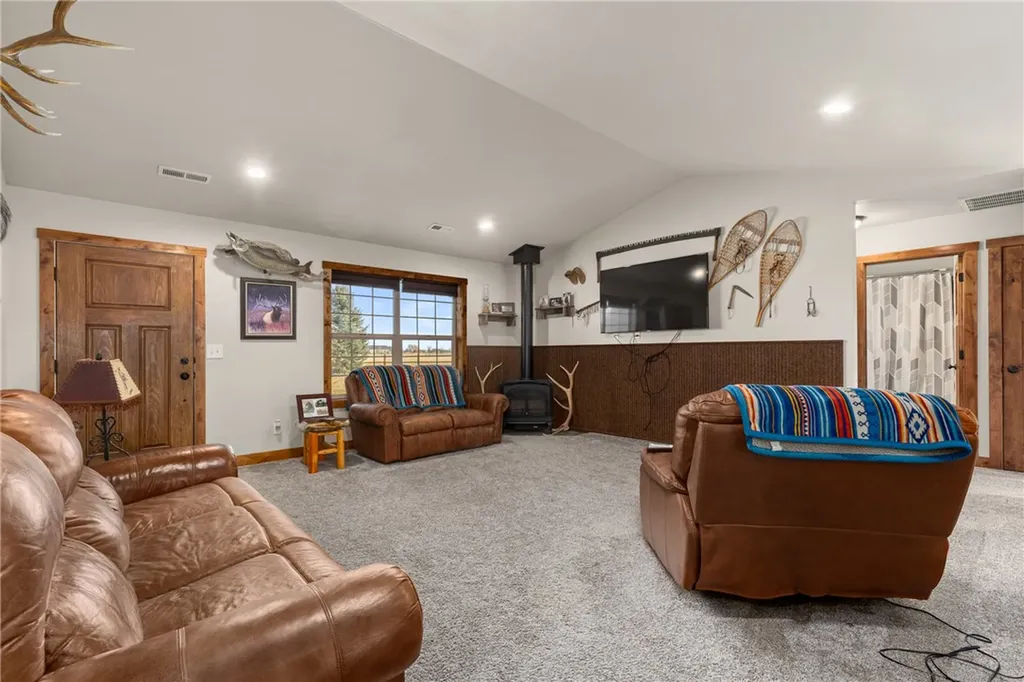 10 Sagebrush Downs Park City MT 59063
