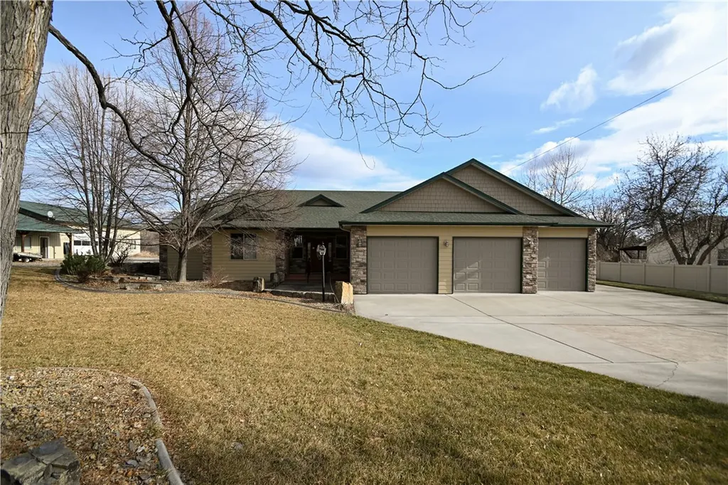 1319 Valley Drive Laurel MT 59044