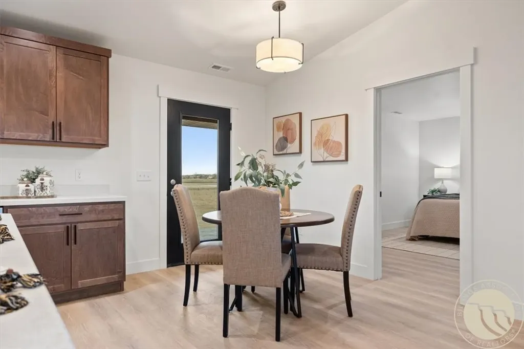 3514 High Noon Drive Shepherd MT 59079