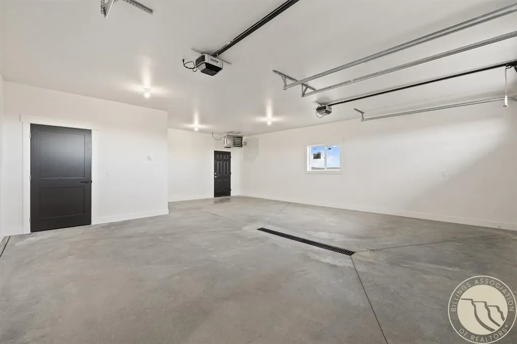 3514 High Noon Drive Shepherd MT 59079