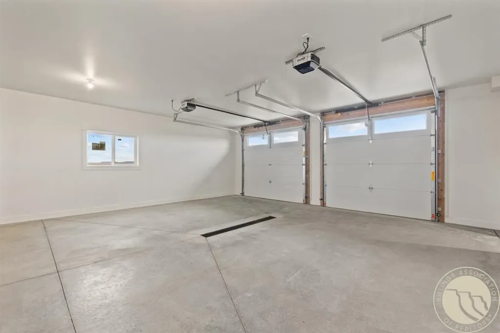 3514 High Noon Drive Shepherd MT 59079
