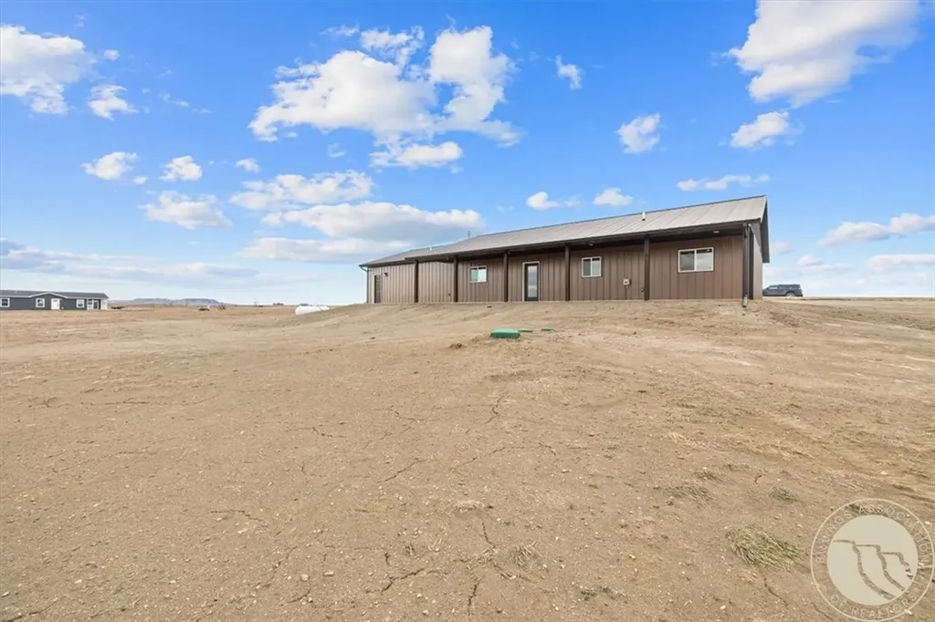 3514 High Noon Drive Shepherd MT 59079