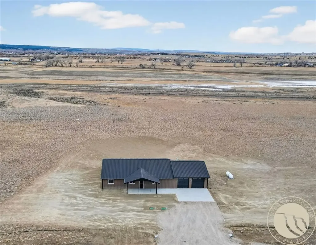 3514 High Noon Drive Shepherd MT 59079