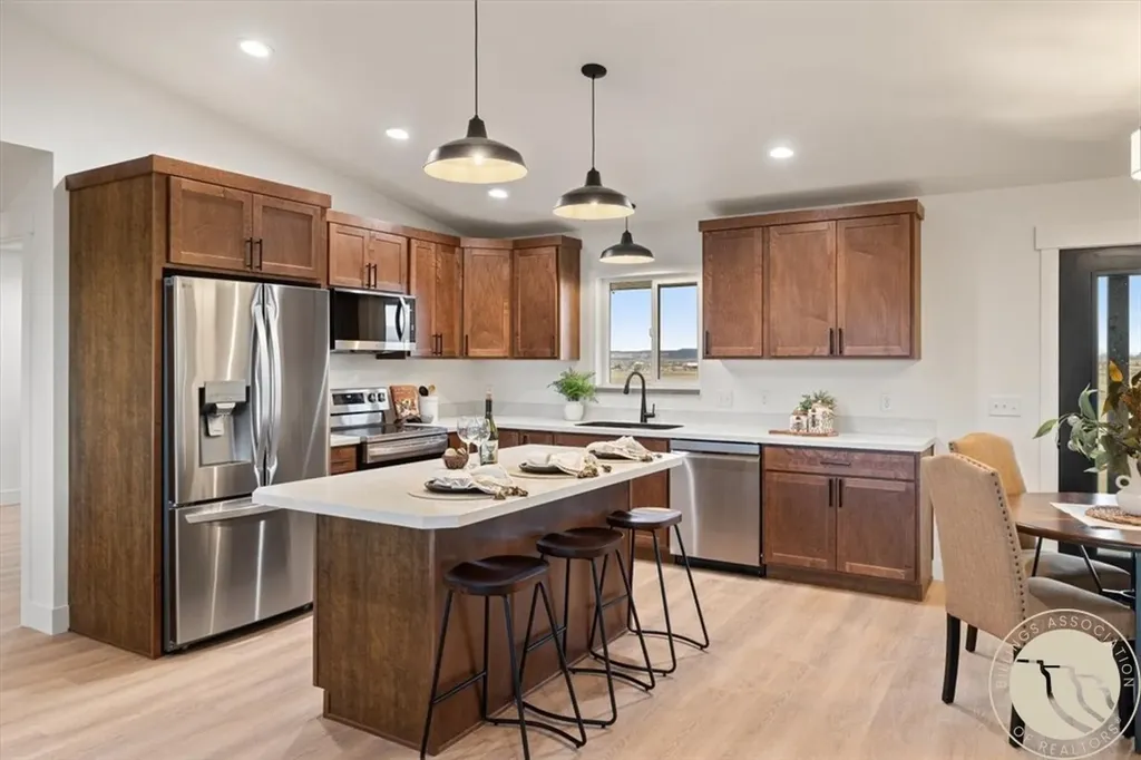 3514 High Noon Drive Shepherd MT 59079