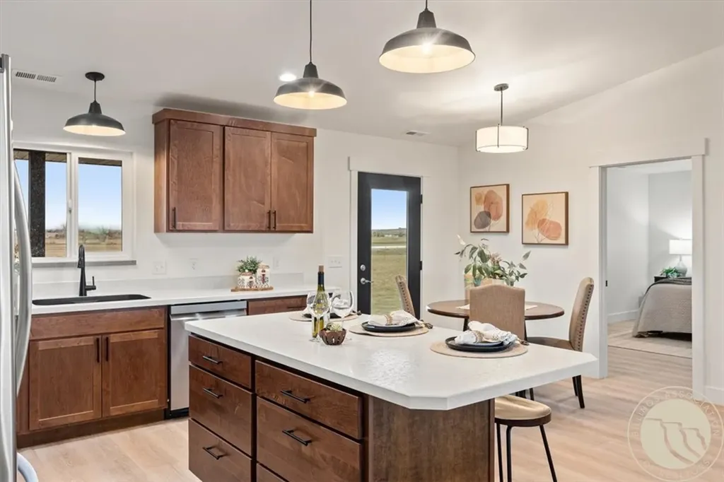 3514 High Noon Drive Shepherd MT 59079