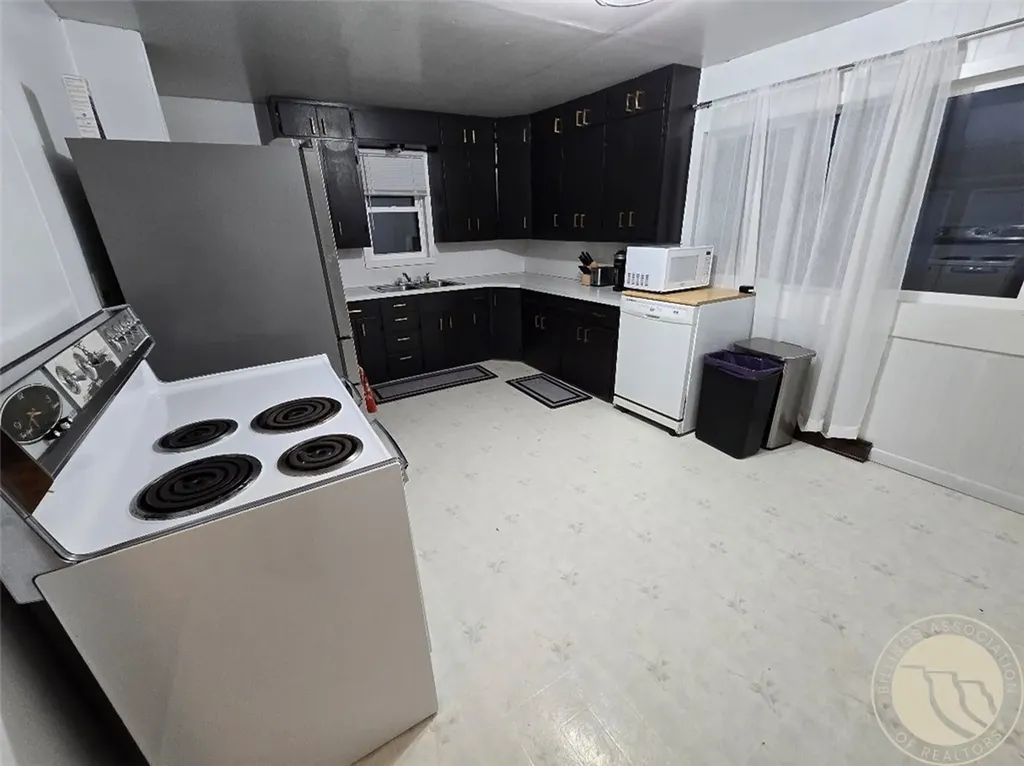 214 S 5th Street E Baker MT 59313