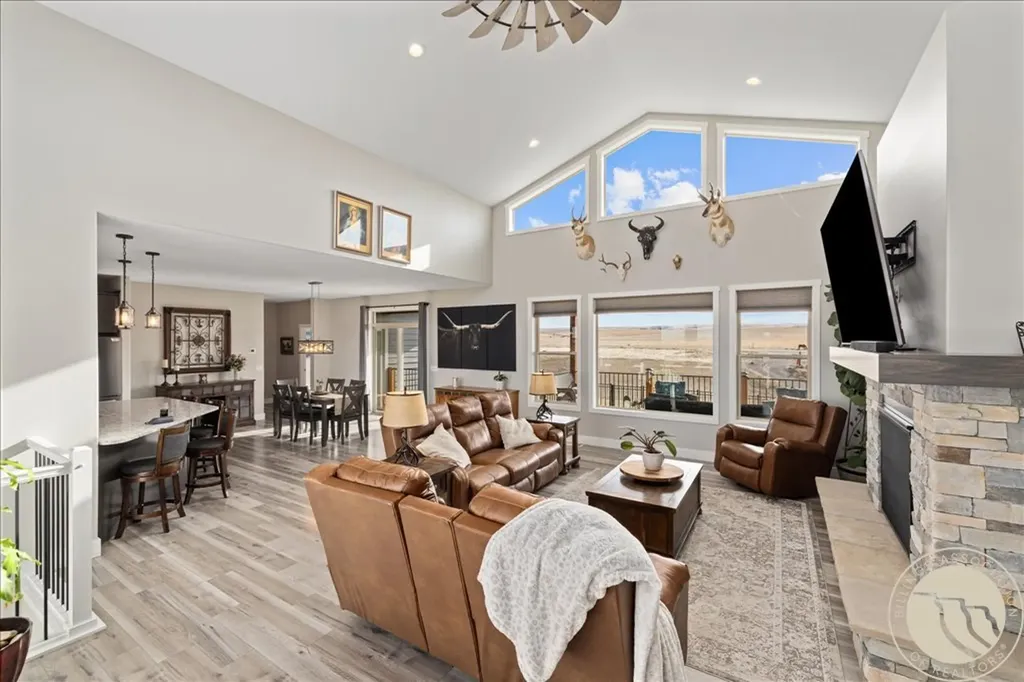 2907 Clarks Point Drive Laurel MT 59044