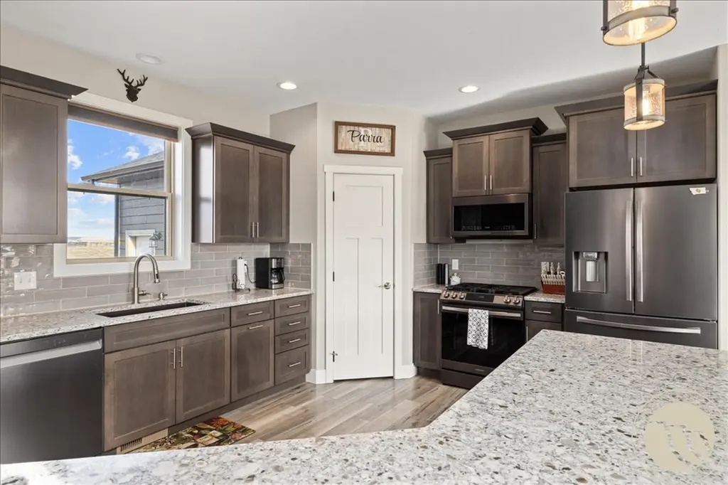 2907 Clarks Point Drive Laurel MT 59044