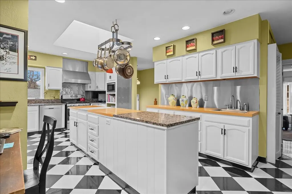 810 Rimrock Road Billings MT 59102