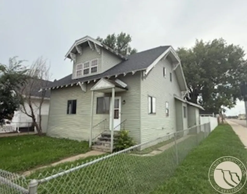124 Lincoln Avenue NW Sidney MT 59270