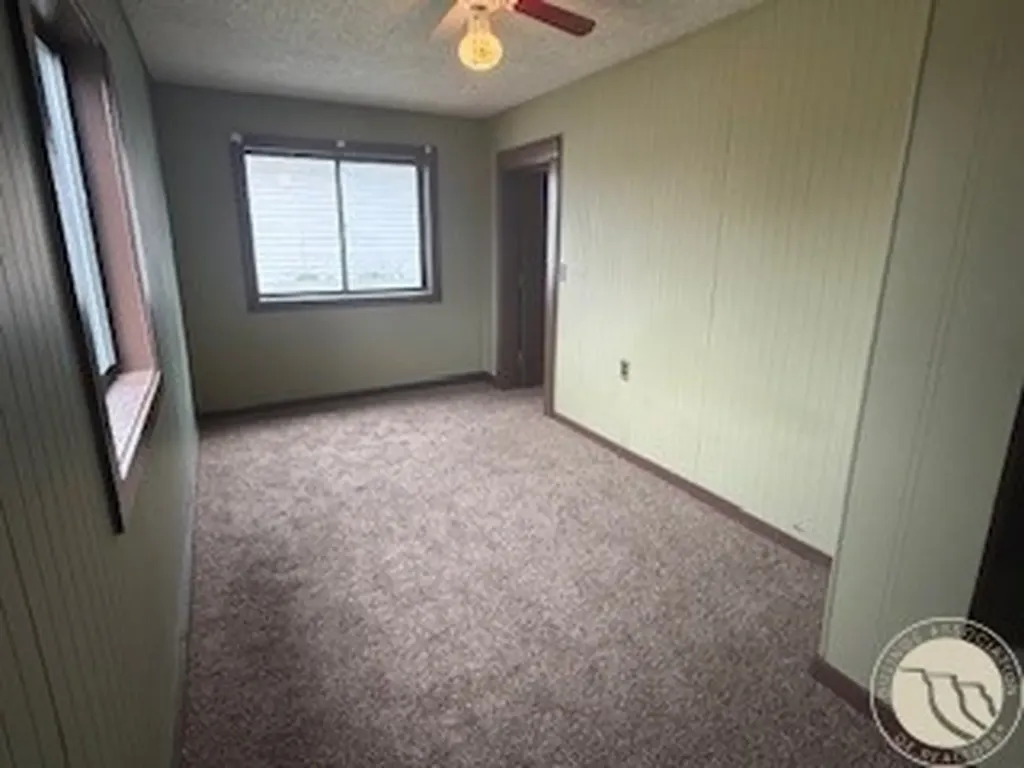 124 Lincoln Avenue NW Sidney MT 59270