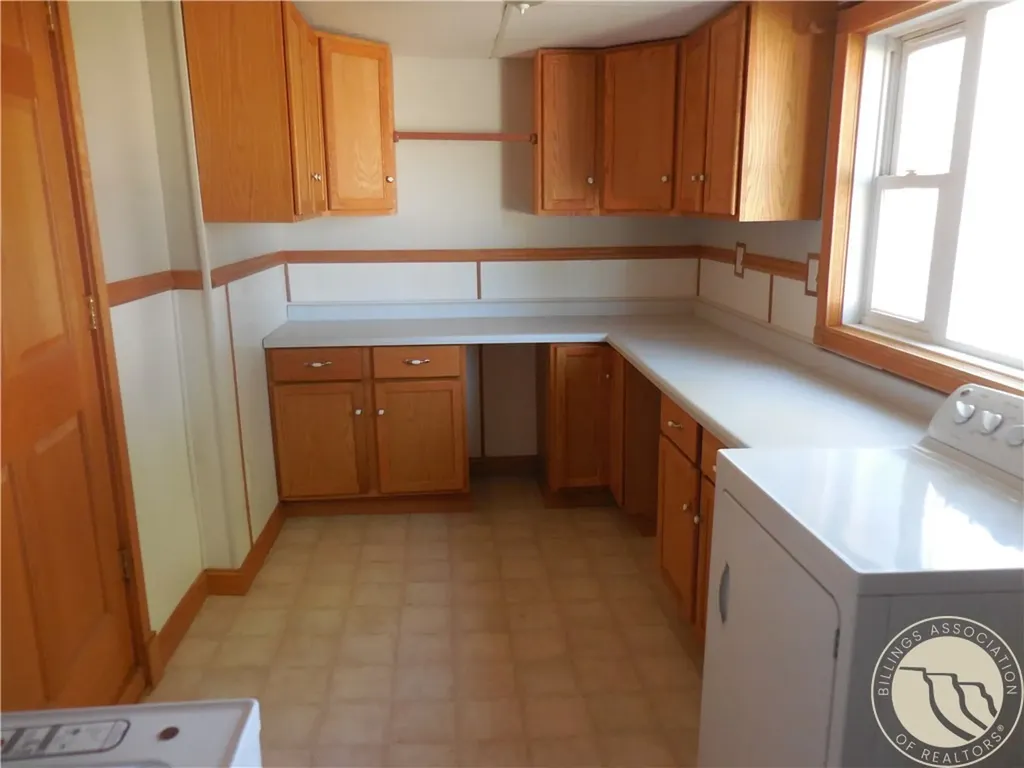 124 Lincoln Avenue NW Sidney MT 59270