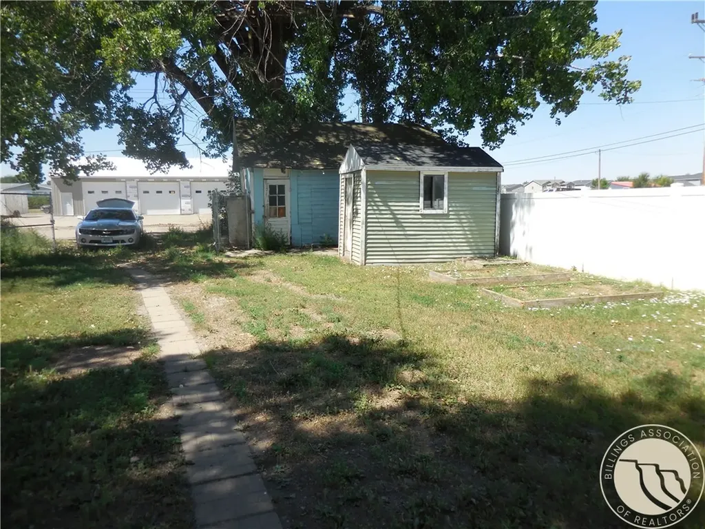124 Lincoln Avenue NW Sidney MT 59270