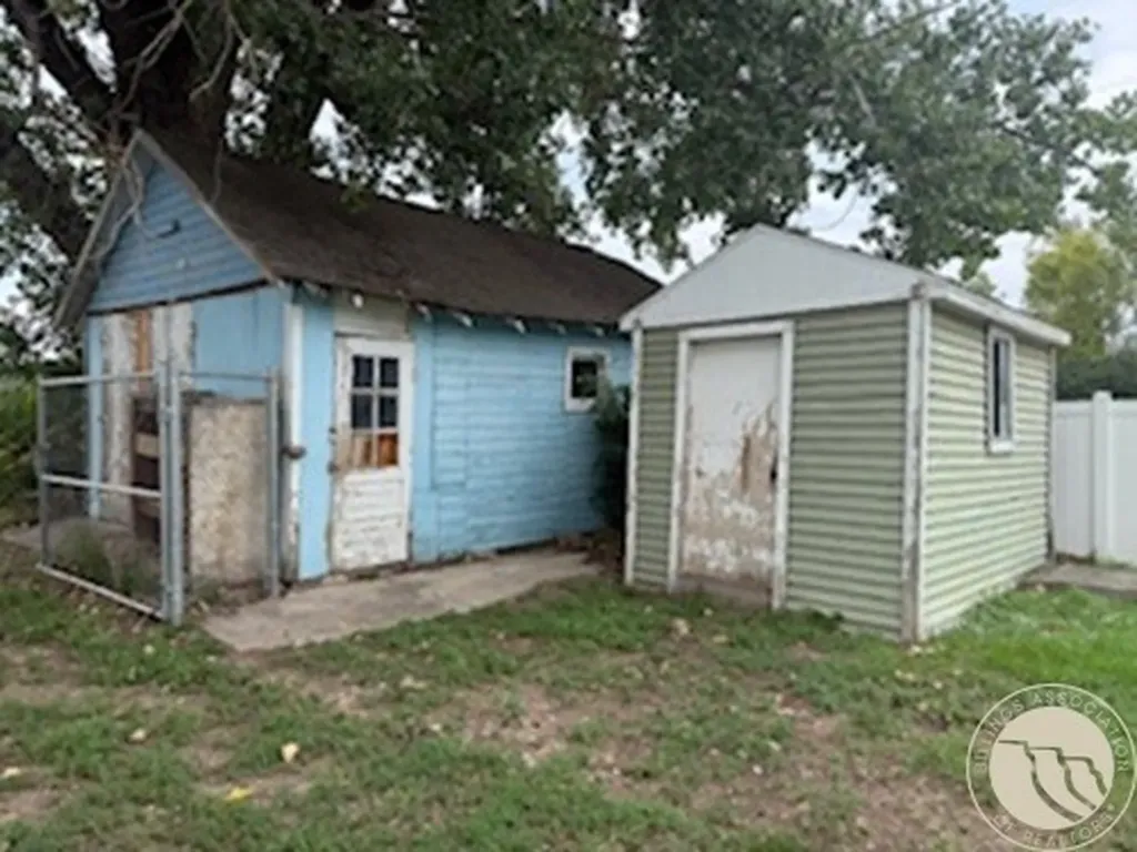 124 Lincoln Avenue NW Sidney MT 59270