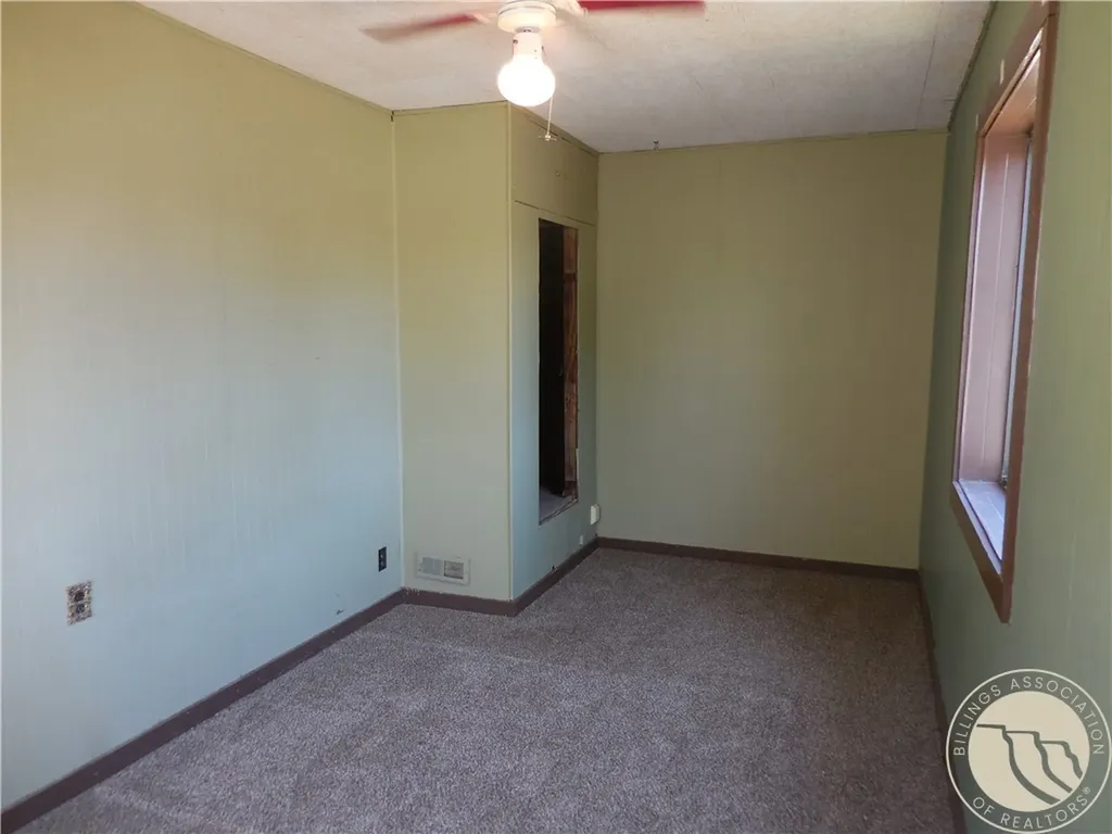 124 Lincoln Avenue NW Sidney MT 59270