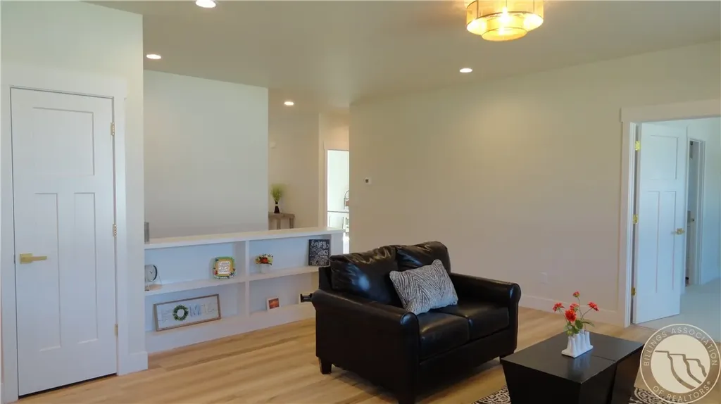 6423 Southern Bluffs Lane Billings MT 59106