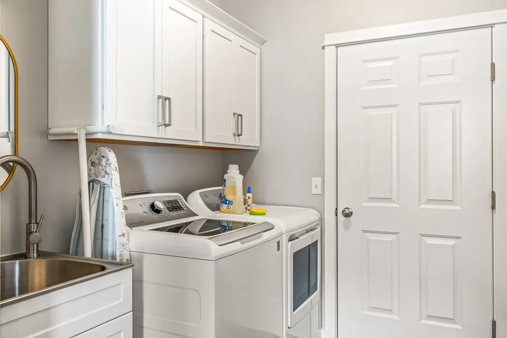 807 Bitterbrush Street Billings MT 59106