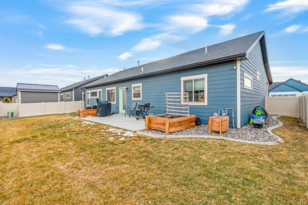 807 Bitterbrush Street Billings MT 59106