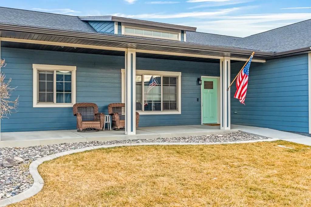 807 Bitterbrush Street Billings MT 59106