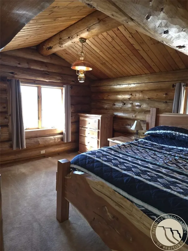 104 Stillwater Loop Columbus MT 59019