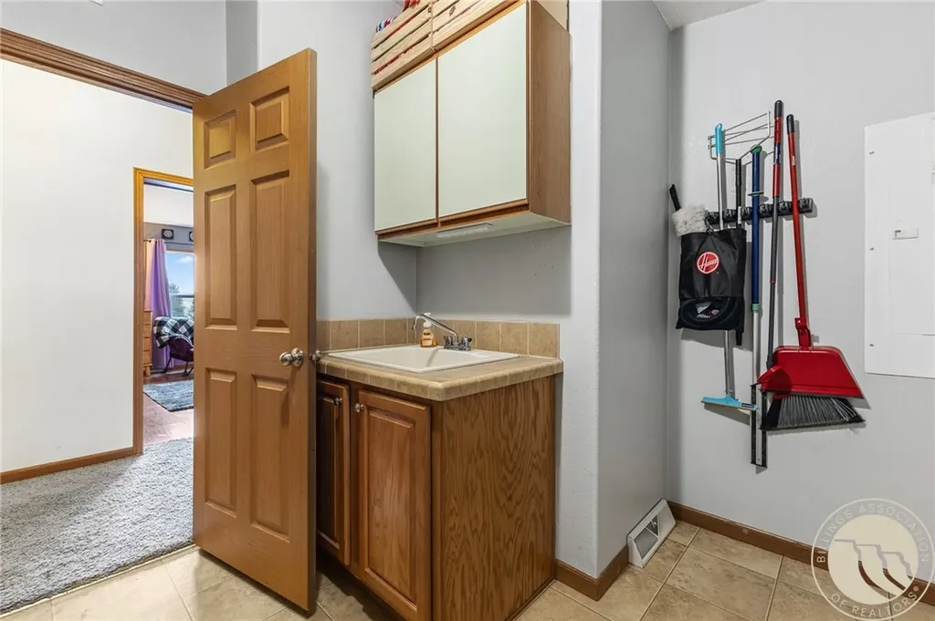 3335 White Buffalo Road Huntley MT 59037
