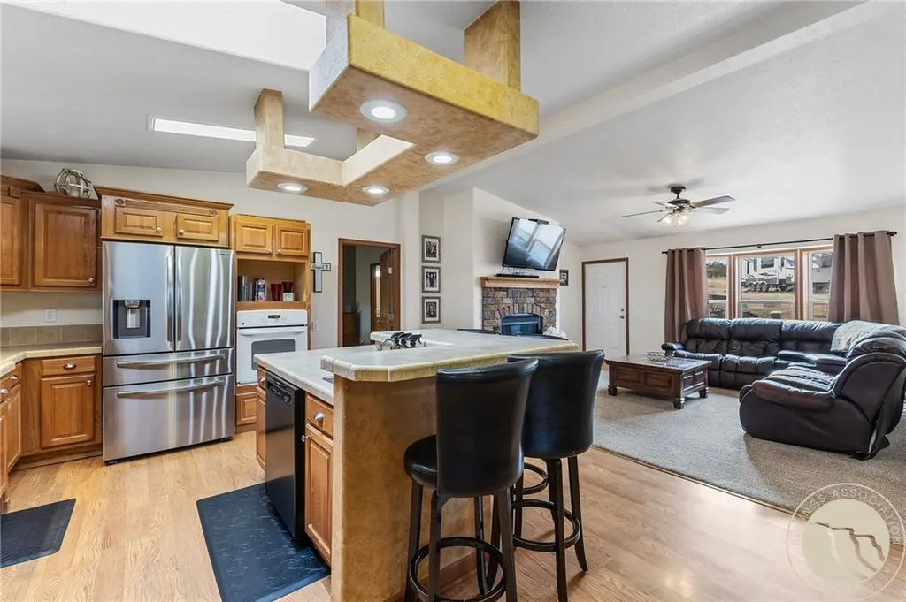 3335 White Buffalo Road Huntley MT 59037