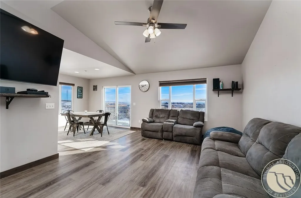 1735 Lobo Drive Laurel MT 59044