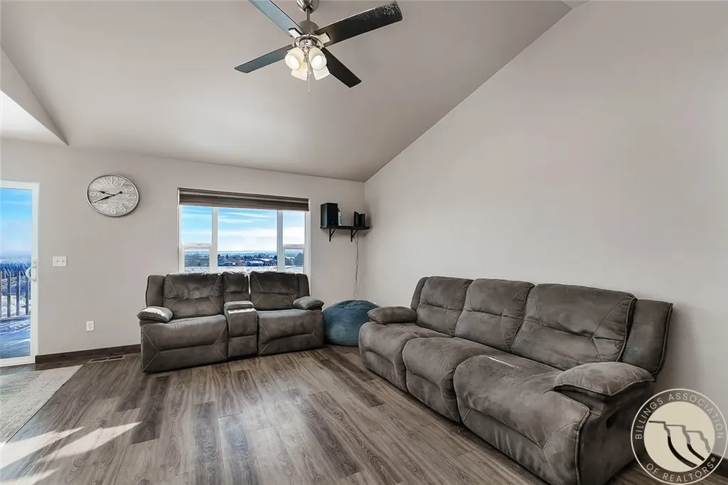 1735 Lobo Drive Laurel MT 59044