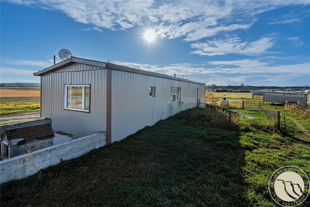 2652 S 27th Road Ballantine MT 59006
