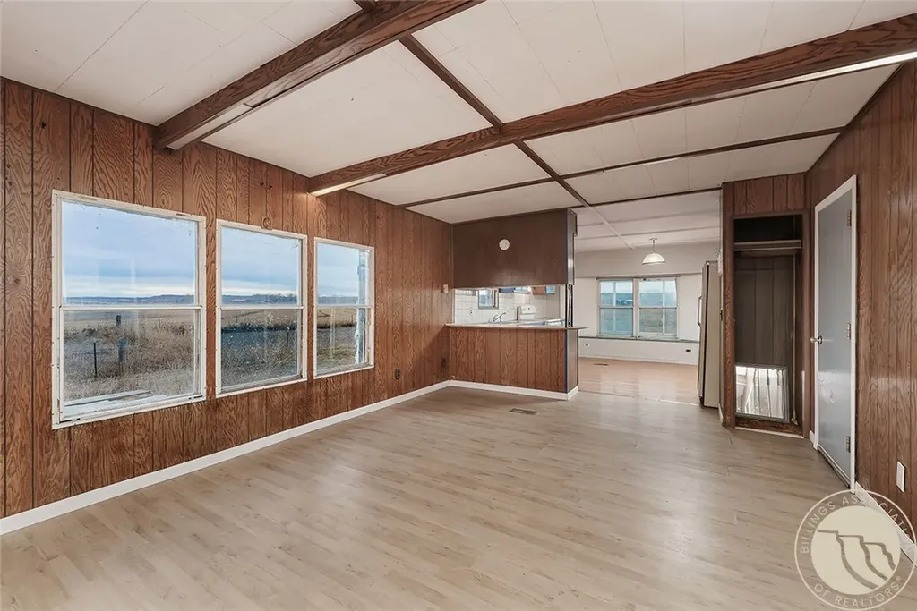 2652 S 27th Road Ballantine MT 59006