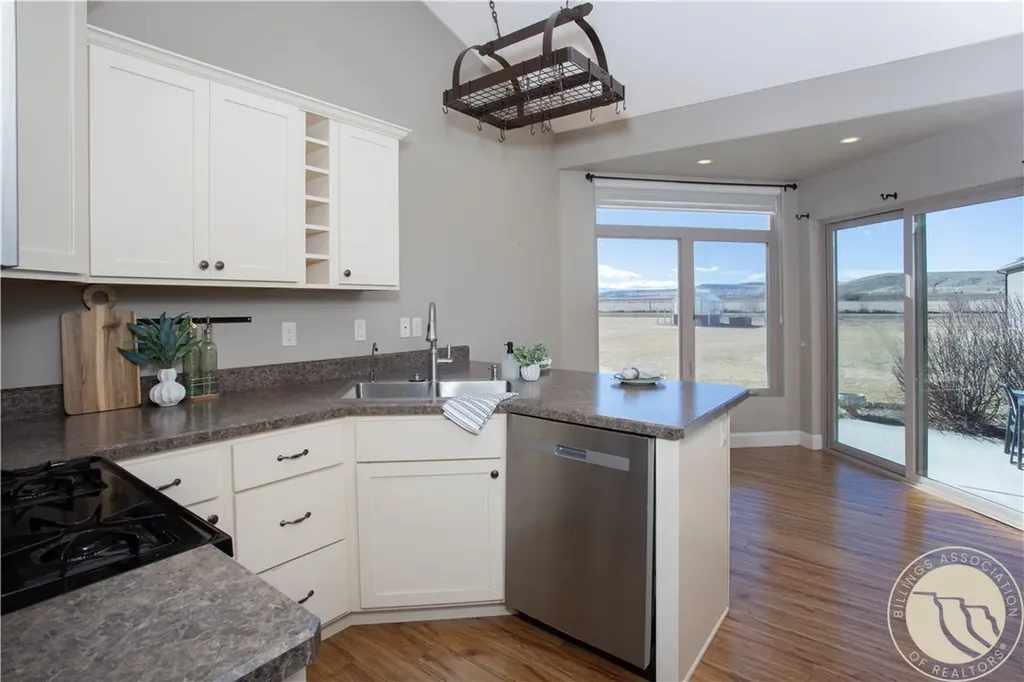 9 Bridle Trails Drive Joliet MT 59041