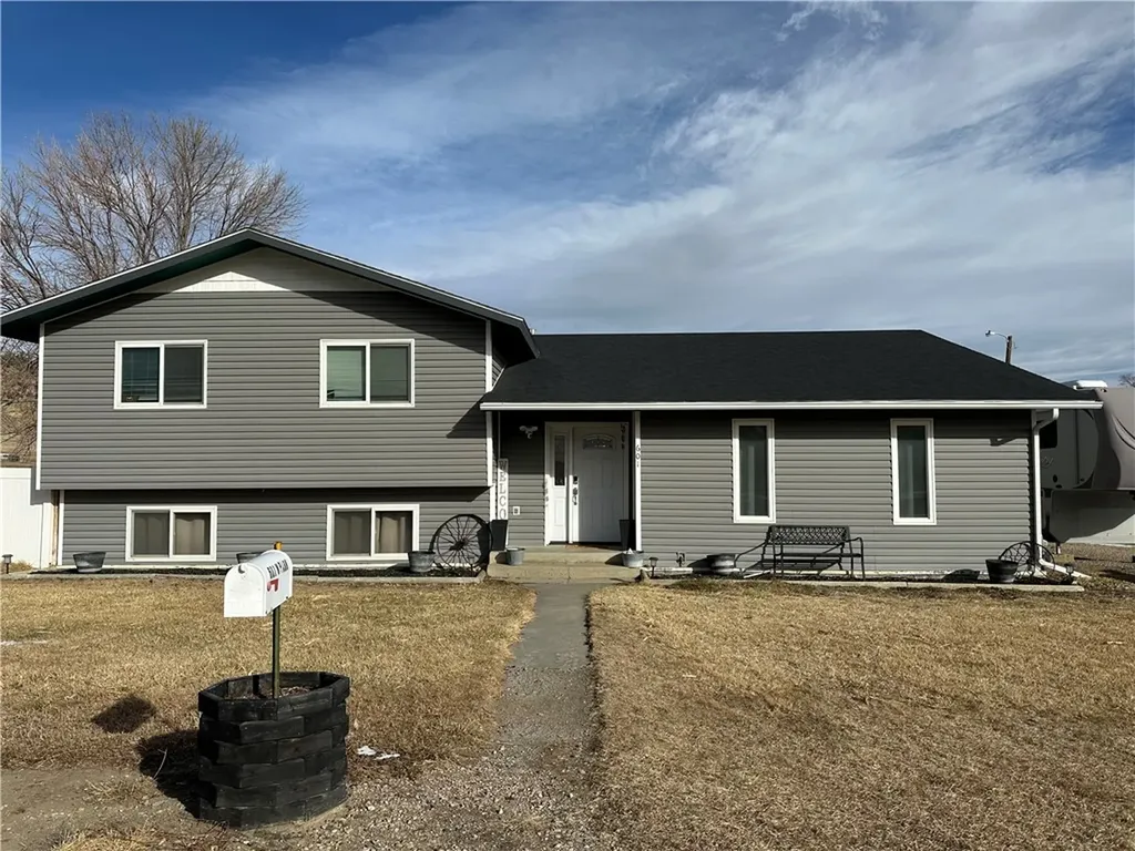601 W Park Avenue Bridger MT 59014