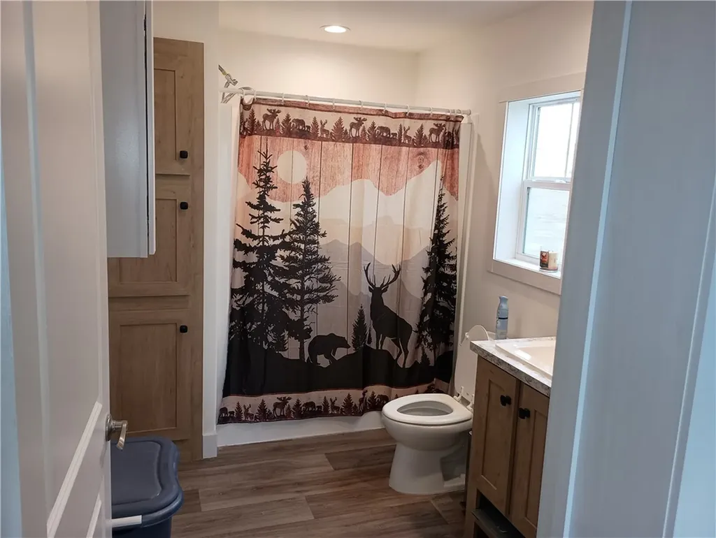 1387 Meeteetse Trail Belfry MT 59008