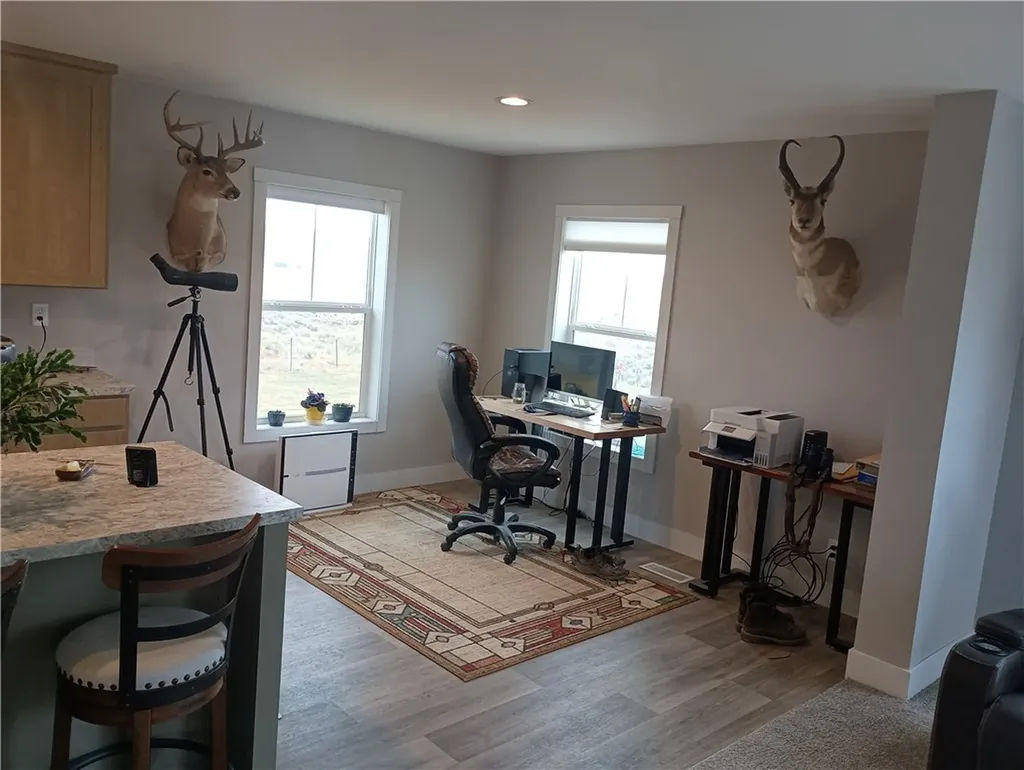 1387 Meeteetse Trail Belfry MT 59008