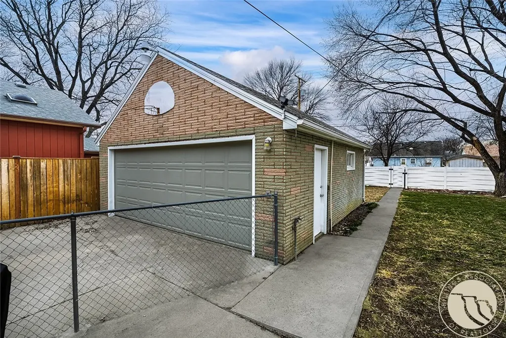 1322 Avenue F Billings MT 59102