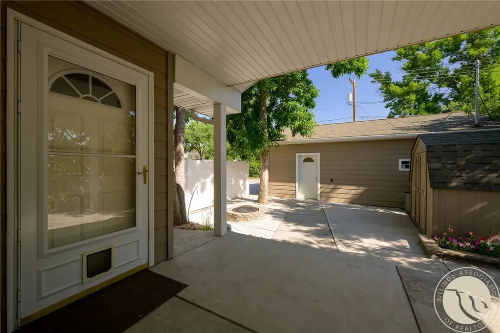 801 E 4th Street Laurel MT 59044