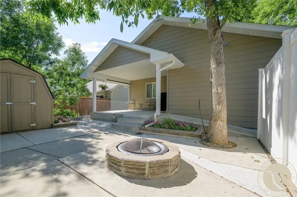801 E 4th Street Laurel MT 59044