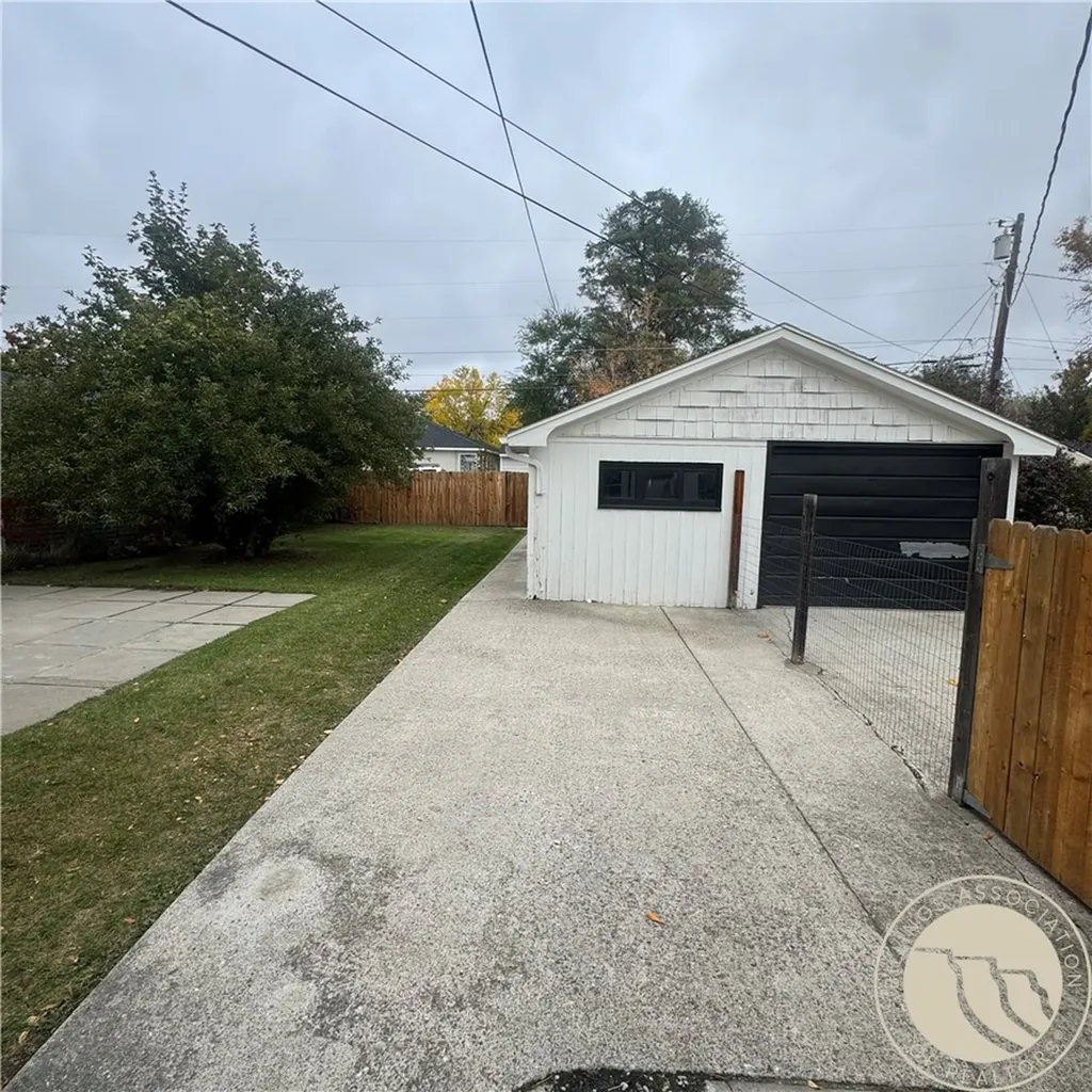 609 Avenue D Billings MT 59102