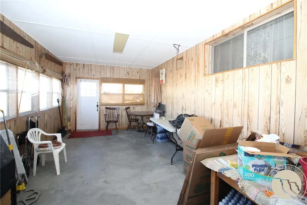 115 Highway 384 Hardin MT 59034