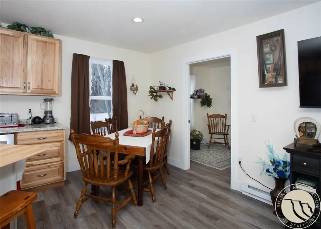 24 East Rosebud Roscoe MT 59071