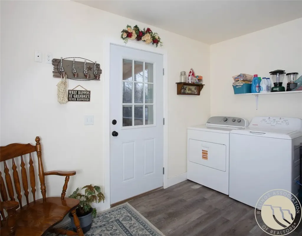 24 East Rosebud Roscoe MT 59071