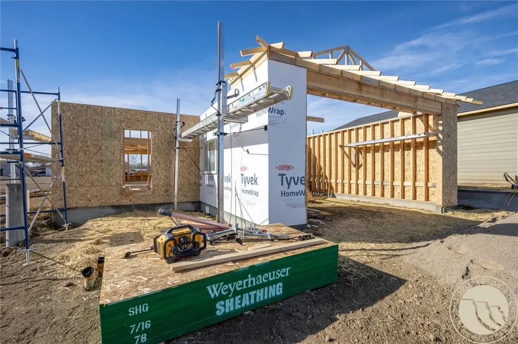 1020 5th Street E Roundup MT 59072