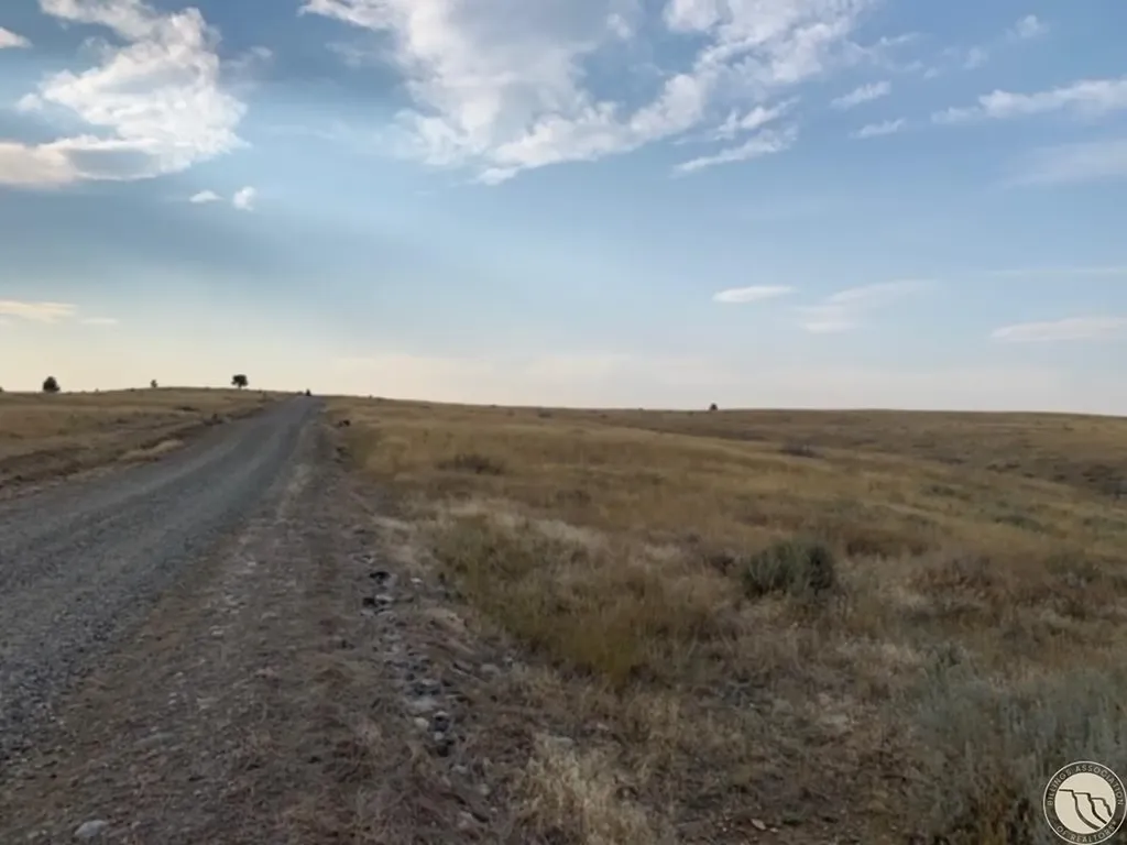 27 Kestrel Trail Columbus MT 59019