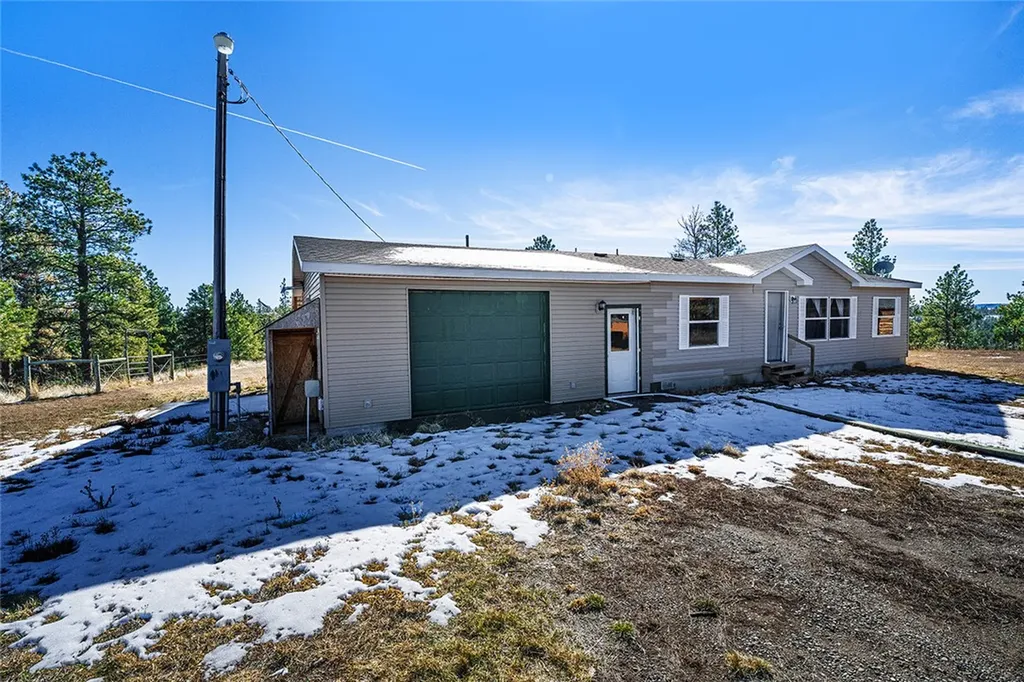 47 Mountain View Road Roundup MT 59072